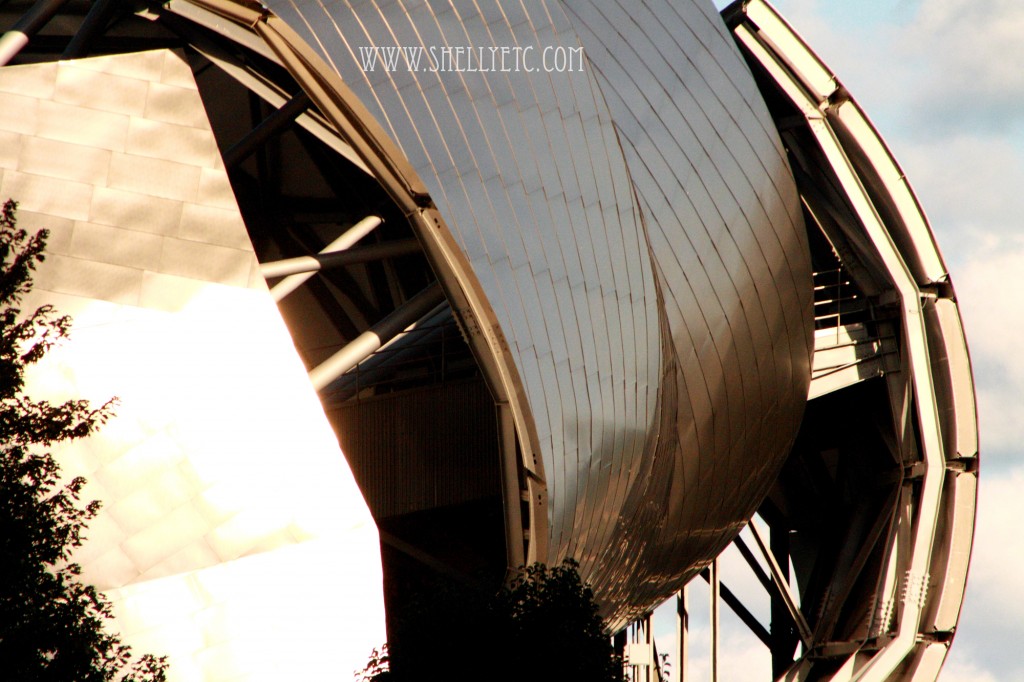 New - shiny structure (Chicago)
